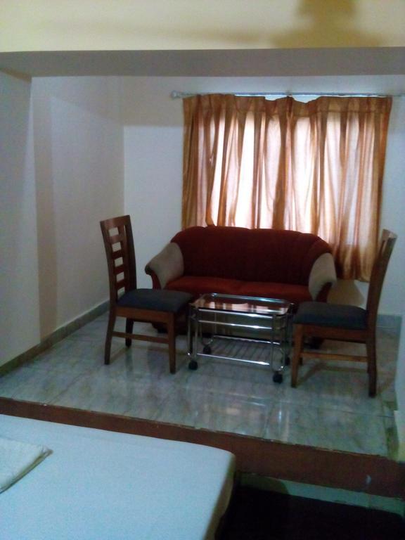 Hotel Jalaja Inn - Mumbai — Photos 3